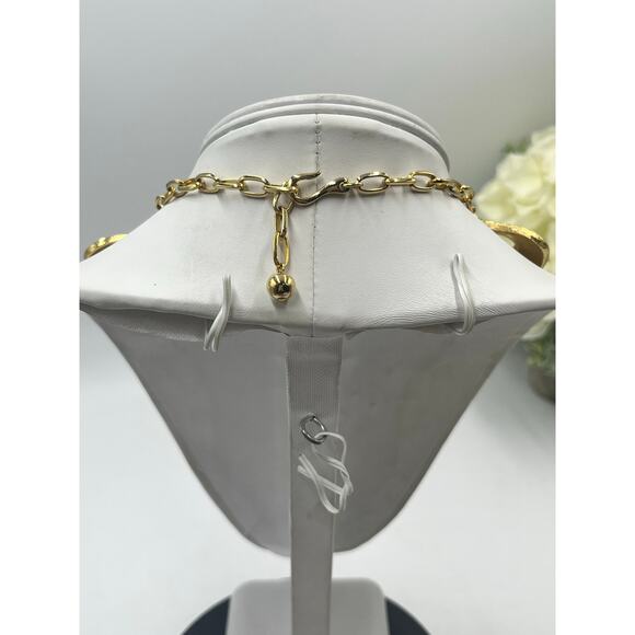 Vintage Mid Century Modern
Goldtone Black Enamel Cleopatra
Collar Necklace - Picture 5 of 16